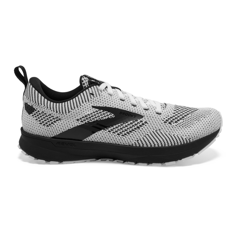 Women's Brooks Revel 5, White/Black, 7 B Medium