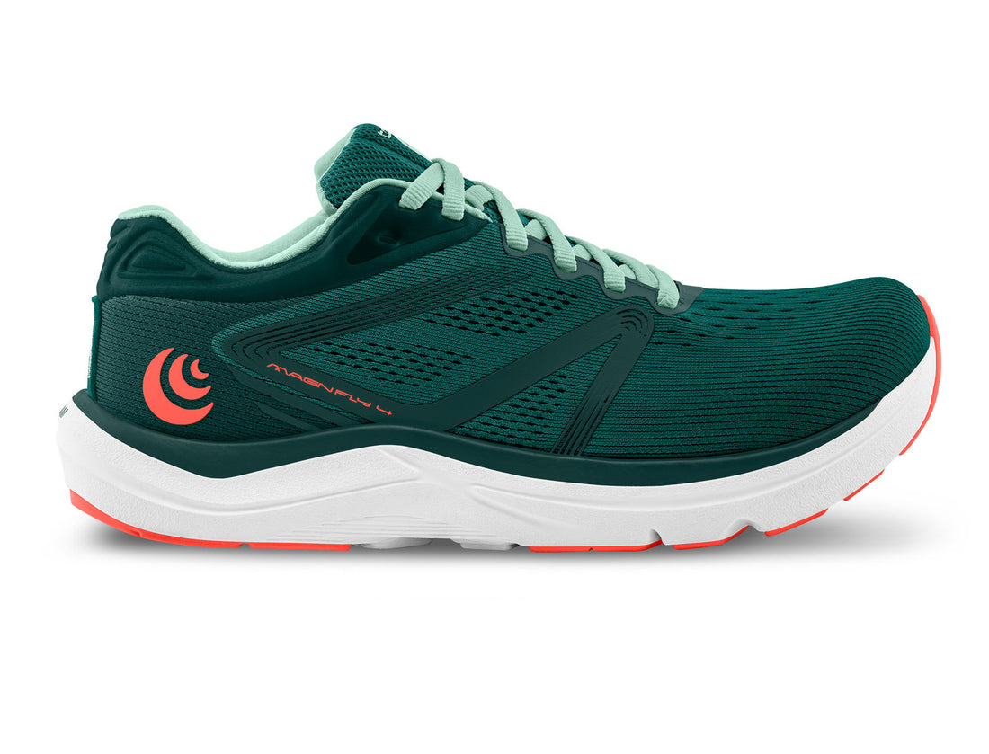 Women's Topo Athletic Magnifly 4, Emerald/Coral, 9.5 B Medium