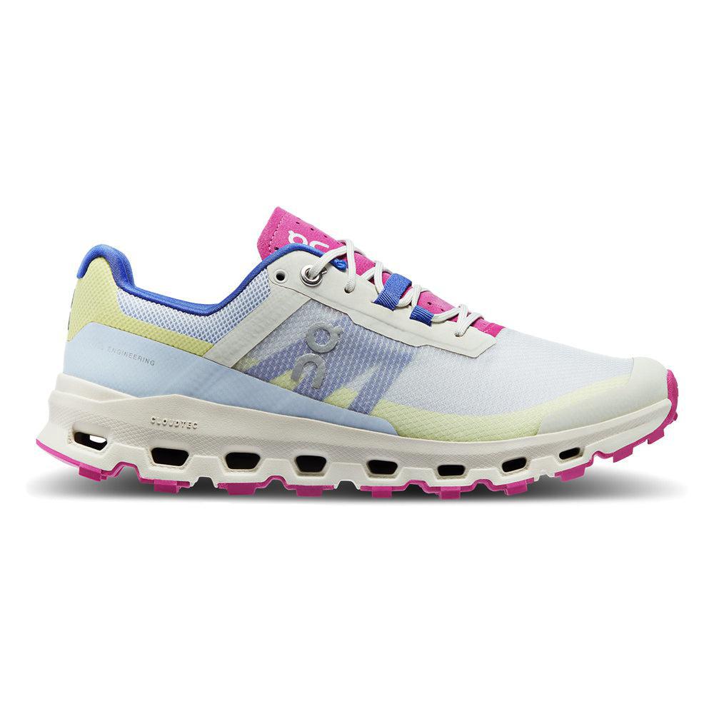Women's On Cloudvista, Heather/Rhubarb, 10 B Medium